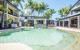 Coral Cay Resort